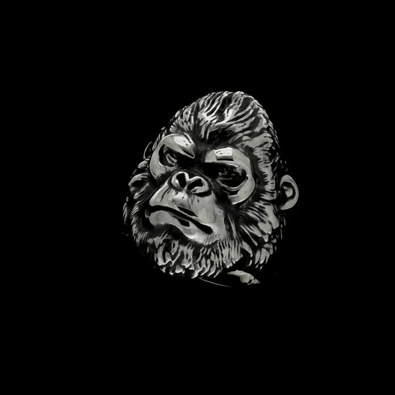 Il bestiario di Manuel Bozzi: animali reali e fantastici in argento