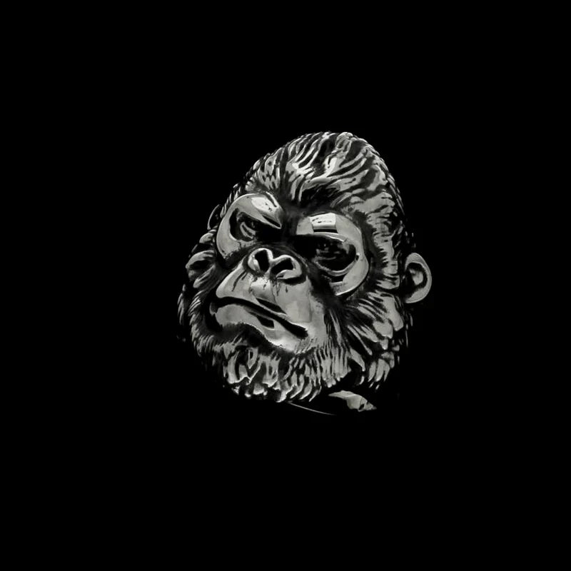 Il bestiario di Manuel Bozzi: animali reali e fantastici in argento