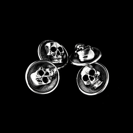 SKULLSTUD