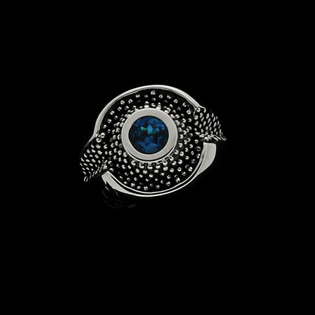 BLUE EYE di Boss Doms e Manuel Bozzi