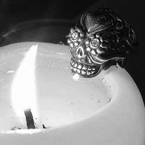 Anelli teschio in argento