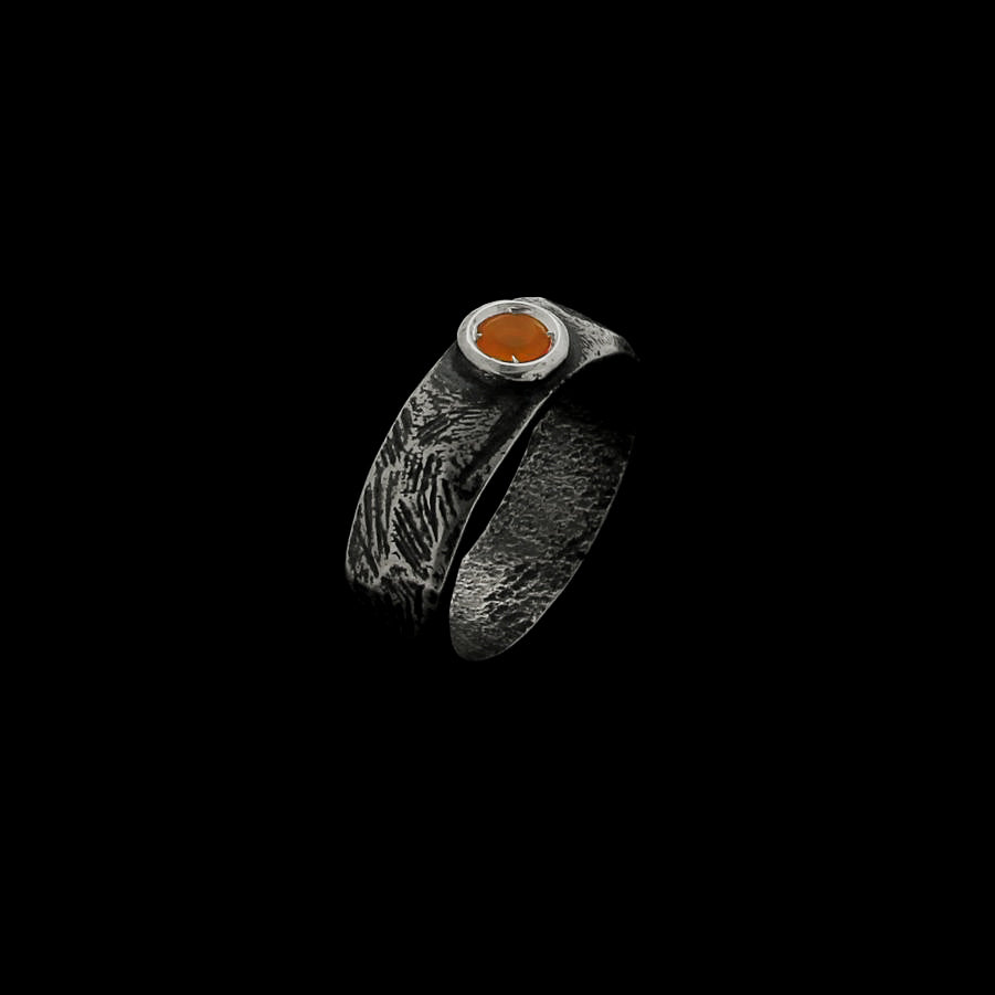 PIEDRA Y FUEGO