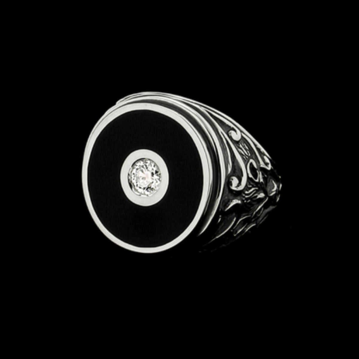 DIAMOND & VINYL