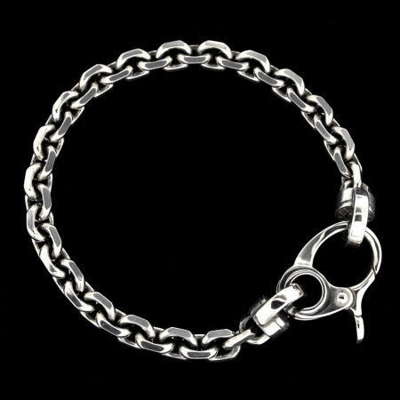 BRACELET - CLAN MOMO